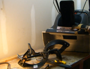 Auger removed from Snow Thrower